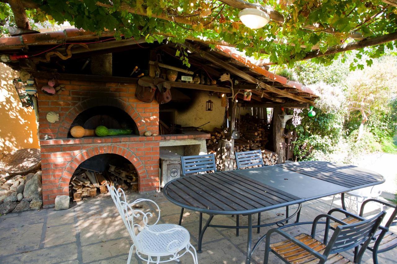 Hostal Casa Zafferano Albenga Exterior foto